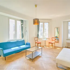 https://the-lily-lodge-in-the-heart-of-antwerp.brusselshotelsbook.com