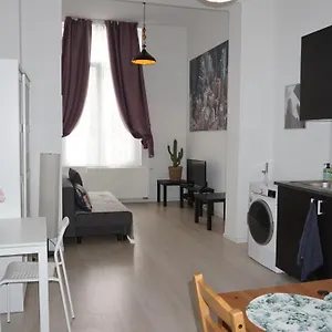 Apartment Roosevelt Apartments., Antwerpen