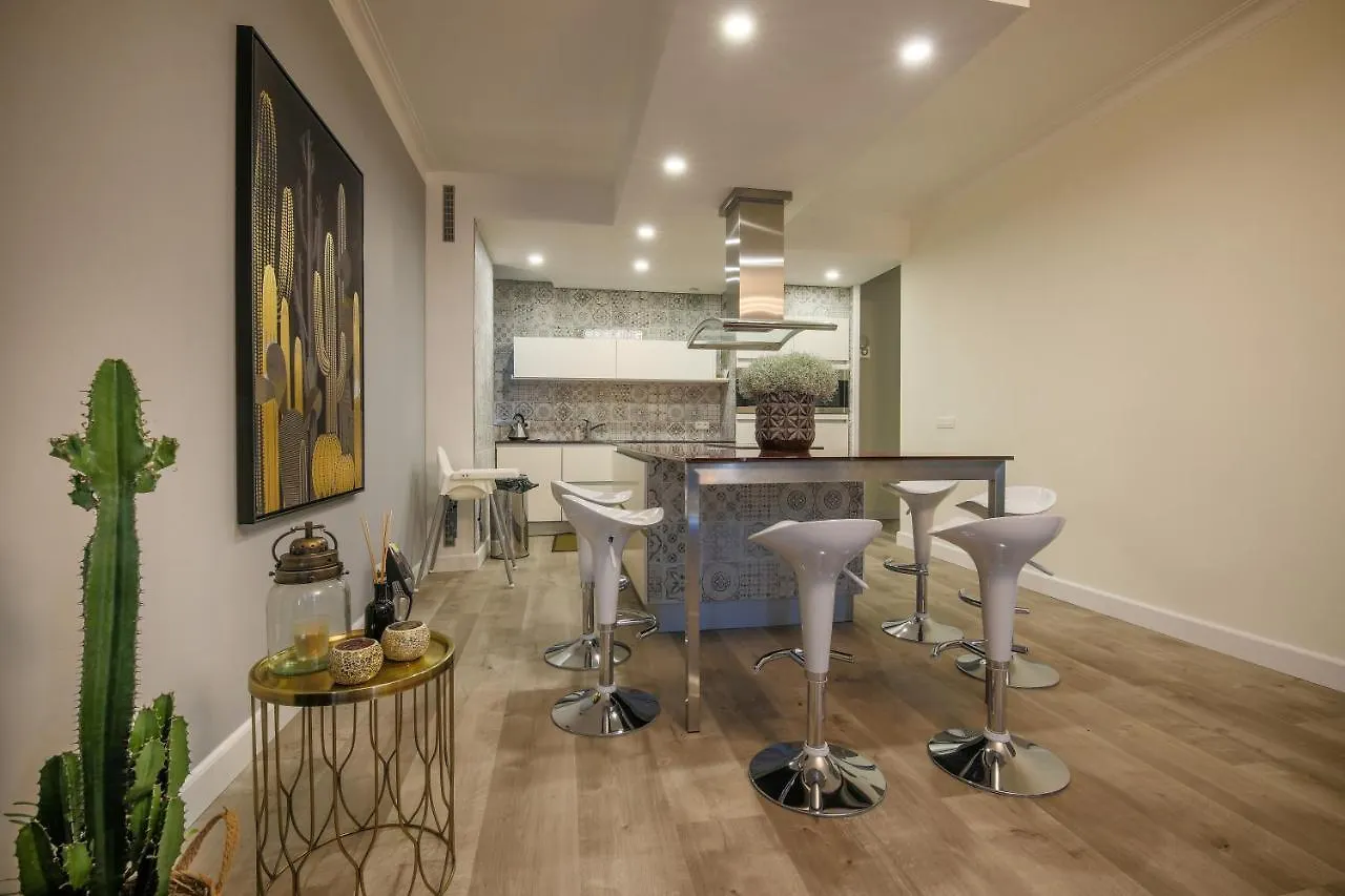 Apartment Casa Plantin With Parking Place At The Beautiful City Park! Antwerpen